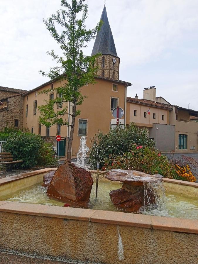 Le Chalet Du Coin Videix Luaran gambar